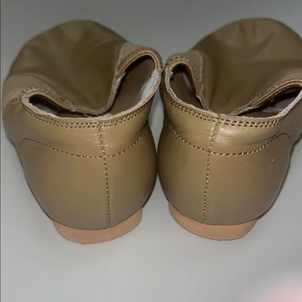 Tan Leather Slip-On Jazz & contemporary Dance Shoes size 13.5 preowned